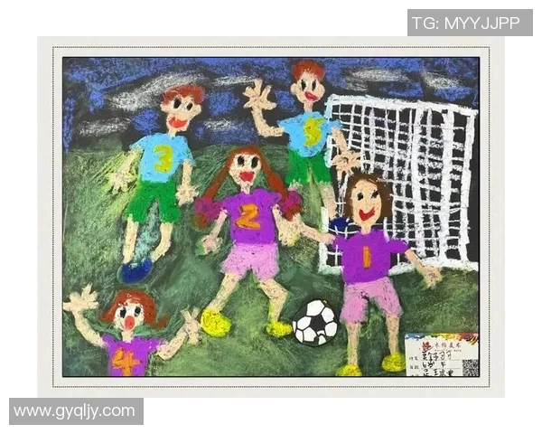 幼儿创意绘画展现足球明星风采的精彩作品欣赏与分享 幼儿创意绘画展现足球明星风采的精彩作品欣赏与分享